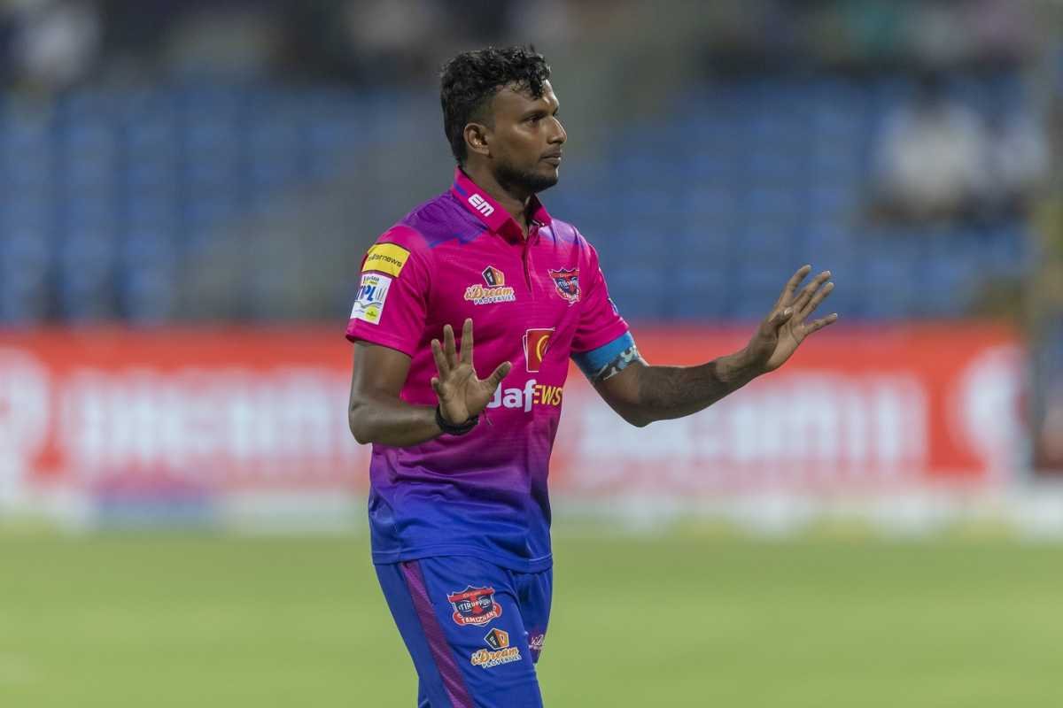 CricCrazyJohns's tweet photo. 🚨 NATARAJAN TO SRH FAMILY 🧡 

- Natarajan has been traded to Sunrisers Hyderabad for IPL 2027.

Zeeshan Ansari to Delhi Capitals. https://t.co/laloTbzqFh
