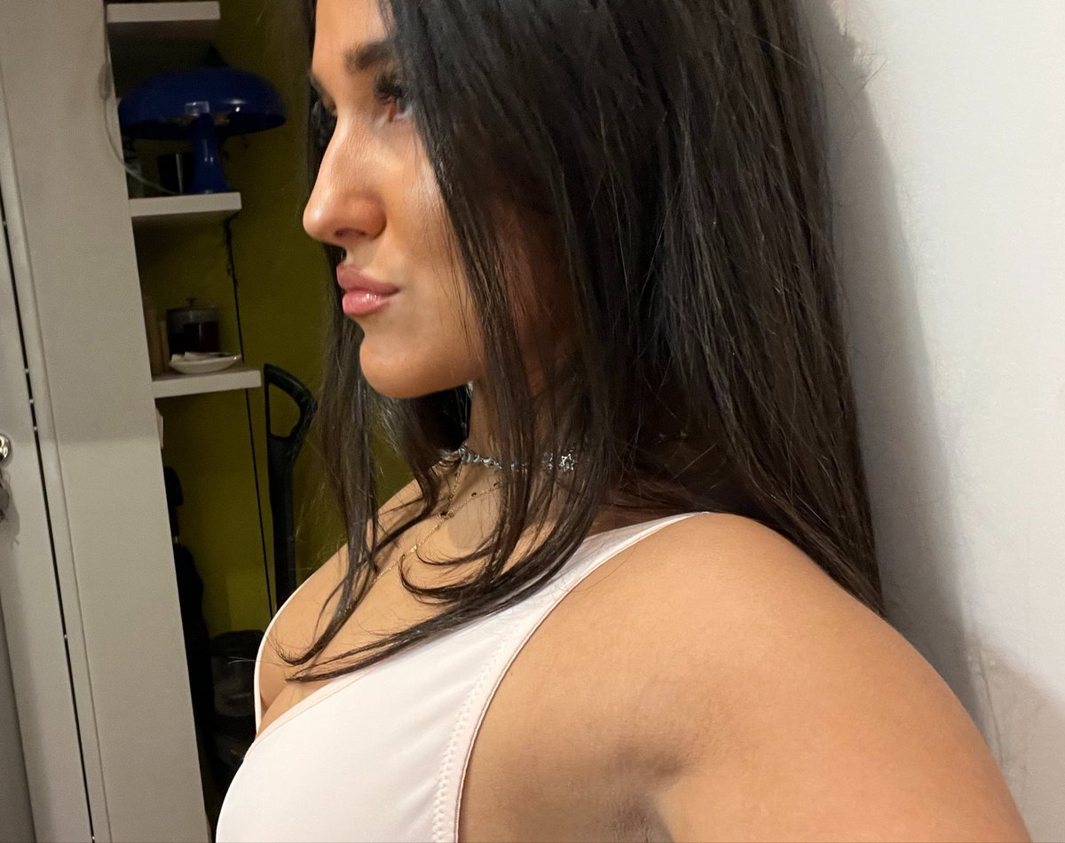 Hxrmony111's tweet photo. Hello losers, je sais que vous mourrez d’envie de raquer, qu’attendez vous pour les offrandes ? #raquer #dom #findom #moneyslave 🐶💸👠 https://t.co/oCdn2pHKtw