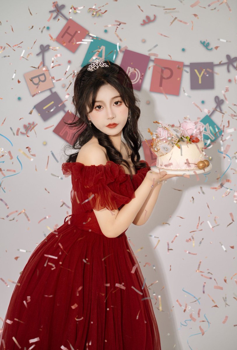 ValeriaBraiu's tweet photo. 今日は泊まりで準備した幕の傧（かしま）練習、そして最後に腊（ろう）を灯して式のイメージがぐっと深まりました。 https://t.co/LnWsk5p6mM
