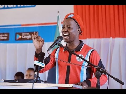 ChademaTZ2's tweet photo. UPDATE: JOHN PAMBALU ASAFIRISHWA KWENDA DAR ES SALAAM

Mkurugenzi wa Mafunzo, Oganaizesheni na Uchaguzi wa CHADEMA, Mhe. @John_Pambalu, ambaye alikamatwa na Jeshi la Polisi na kupelekwa Central Police Arusha, sasa anasafirishwa kwenda Dar es Salaam.

Tutaendelea kufuatilia. https://t.co/dG8TJutWvD