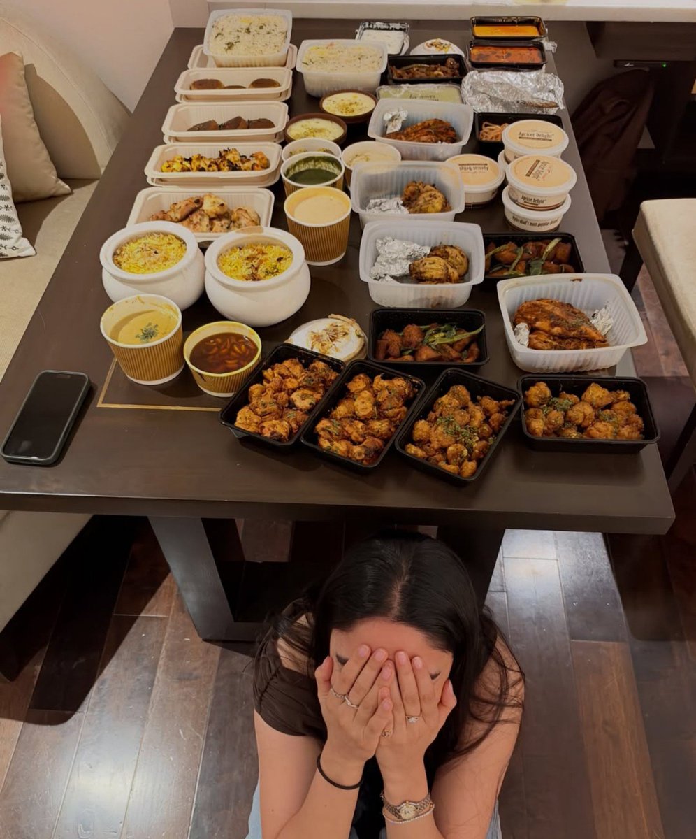 VRMadhuPR's tweet photo. #Prabhas’ Birthday Treat for His #Fauzi Actress #Imanvi https://t.co/VOxjCVRtos