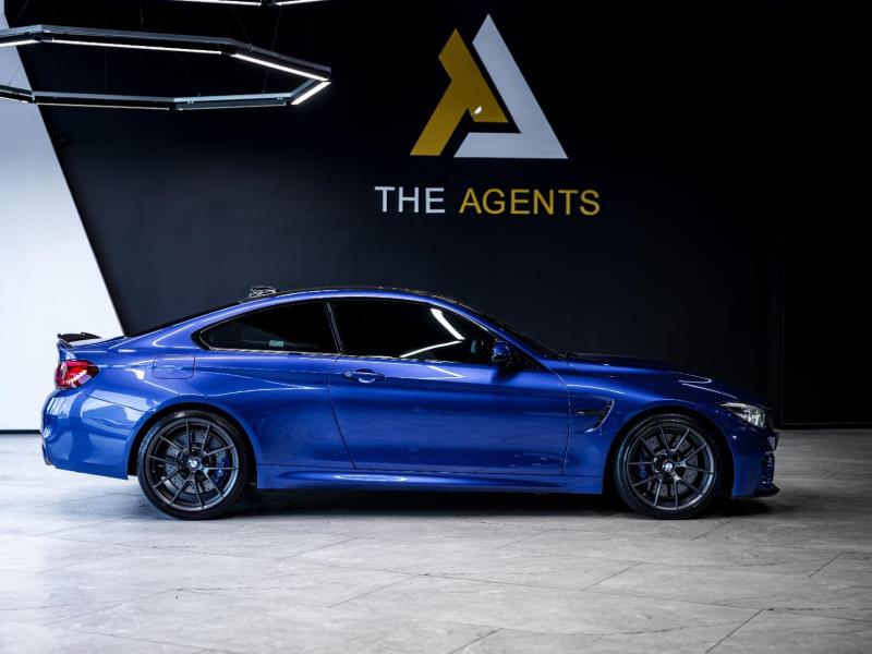 BoitumeloCaleb's tweet photo. R1 349 900 
2020 BMW M4 CS
3.0-litre twin-turbocharged i6 engine 
338kW &amp; 600Nm of torque 
(71 000 km) 
Full Franchise Service History Balance of Extended BMW Motor Plan till 31st December 2026 or (100 000 Km). https://t.co/EhPcFkhB1A