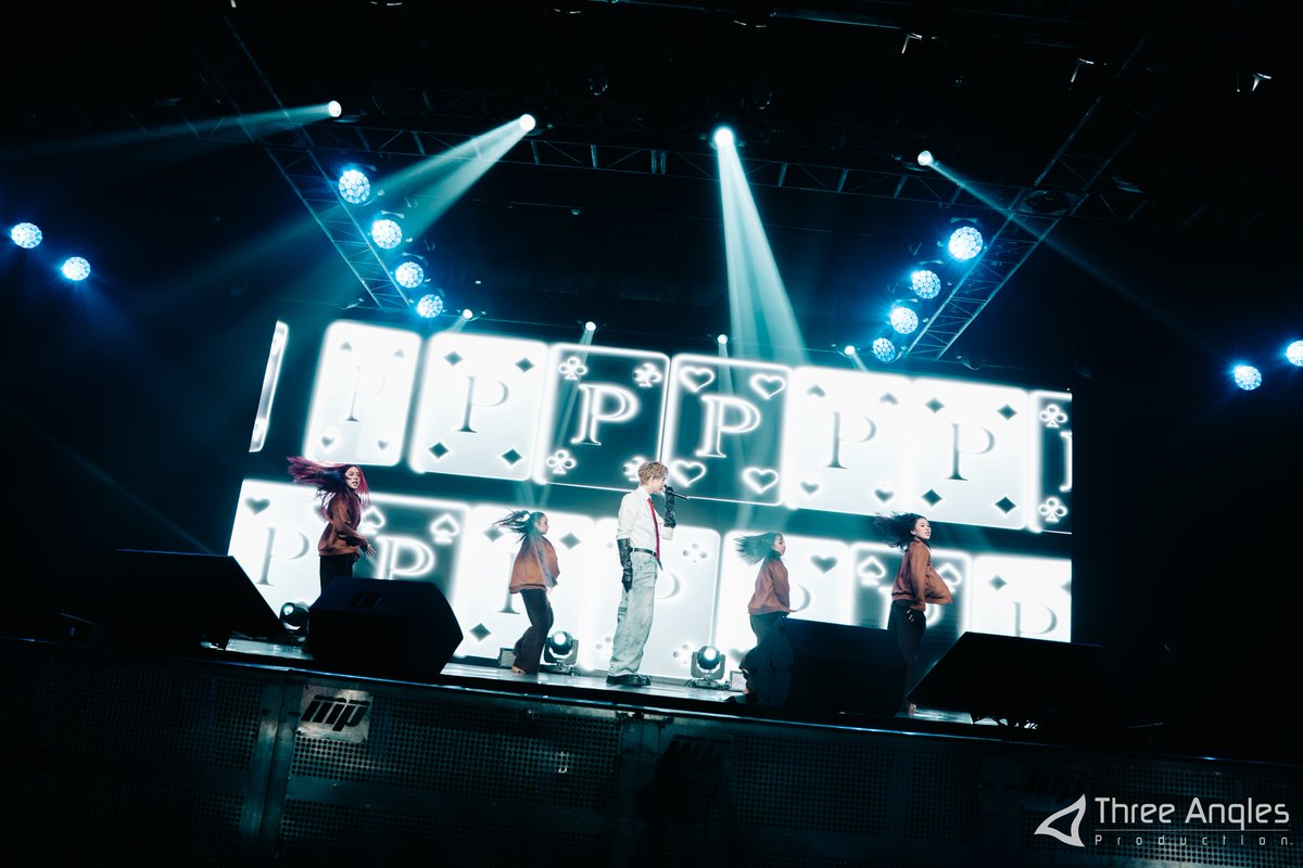 Threeanglespro's tweet photo. With Phuwin, we were ALL IN for every moment worth remembering 💚

INDONESIA, from the warm welcome to all the love you showed him, you made this fancon truly special ⭐️ Now, here’s a little something for you! The Show Day Photos from the 2026 Phuwin 1st Fancon in Indonesia are finally here! Let’s look back on the moments that made this first fancon together worth cherishing ✨

🔗:  https://t.co/nrykmdlqMQ 

#Phuwintang #2026Phuwin1stFanconinIndonesia
#GMMTV #friendsterth #ThreeAnglesProduction