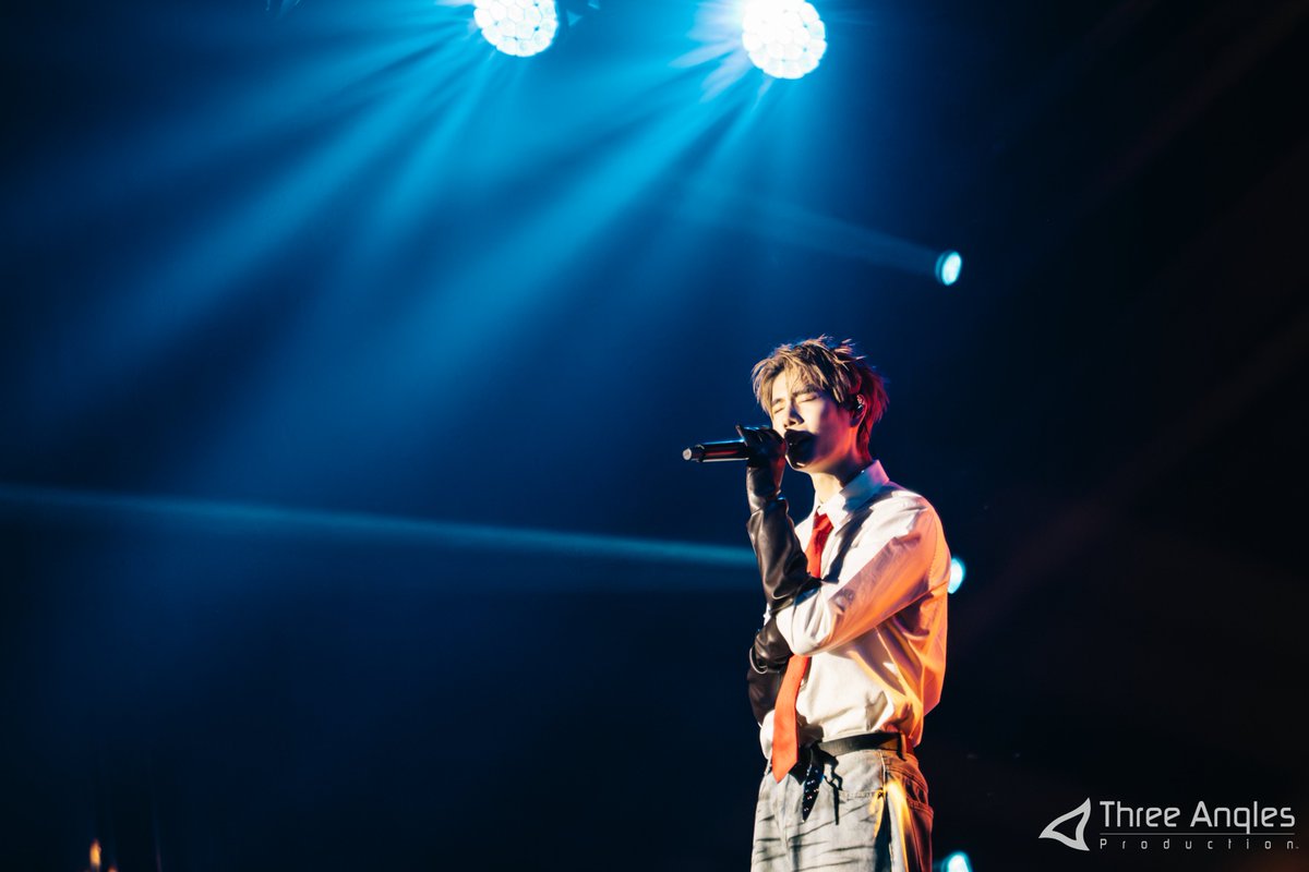 Threeanglespro's tweet photo. With Phuwin, we were ALL IN for every moment worth remembering 💚

INDONESIA, from the warm welcome to all the love you showed him, you made this fancon truly special ⭐️ Now, here’s a little something for you! The Show Day Photos from the 2026 Phuwin 1st Fancon in Indonesia are finally here! Let’s look back on the moments that made this first fancon together worth cherishing ✨

🔗:  https://t.co/nrykmdlqMQ 

#Phuwintang #2026Phuwin1stFanconinIndonesia
#GMMTV #friendsterth #ThreeAnglesProduction