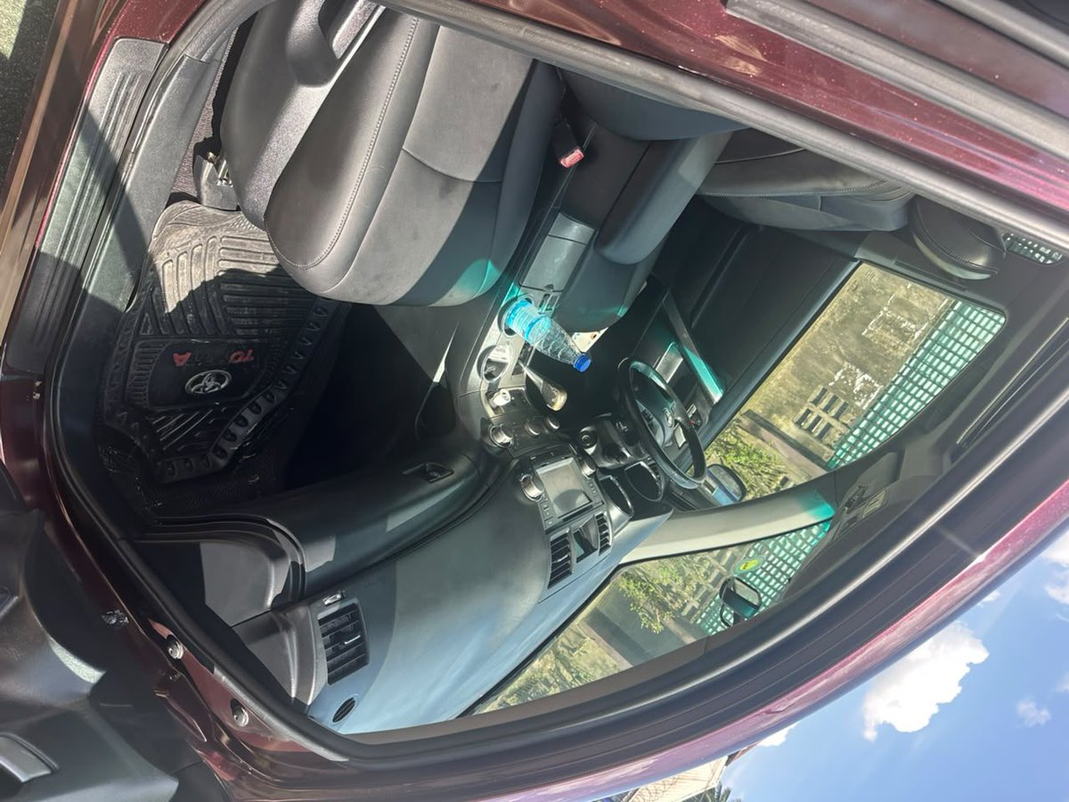 onlyjaypunt's tweet photo. Barely used Unregistered 2013 Highlander

13.8 million 
PHCITY https://t.co/RmuqBJWfRs