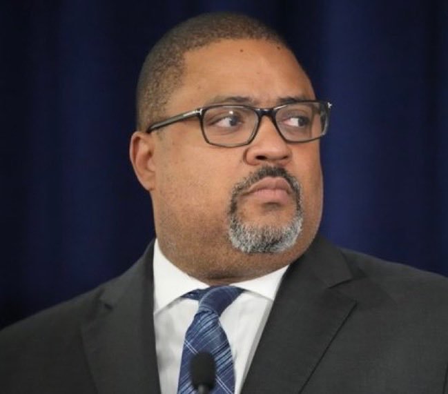 Truthleaksq's tweet photo. Fuck these two scumbags for putting Daniel Penny through hell!!

FOLLOW ME, THE NEXT DROP WILL BE SHOCKING https://t.co/uJbqjFOvGI
