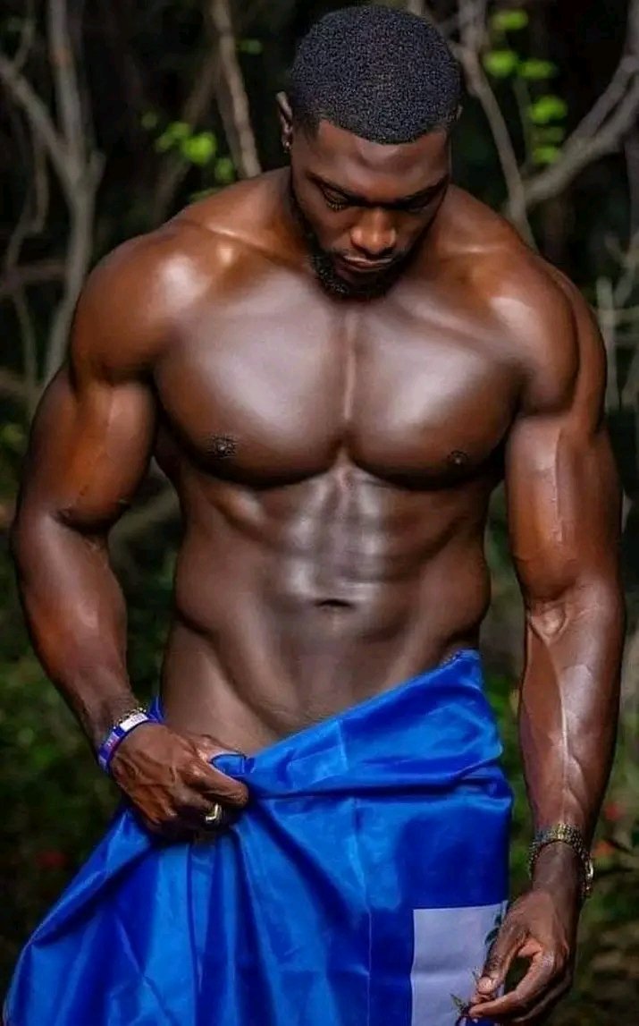 Black_chocomen's tweet photo. Hot guy 😋💦💦💦🍆🍆🍆
.dark chocolate skin..
#usa https://t.co/woGc01cYVy