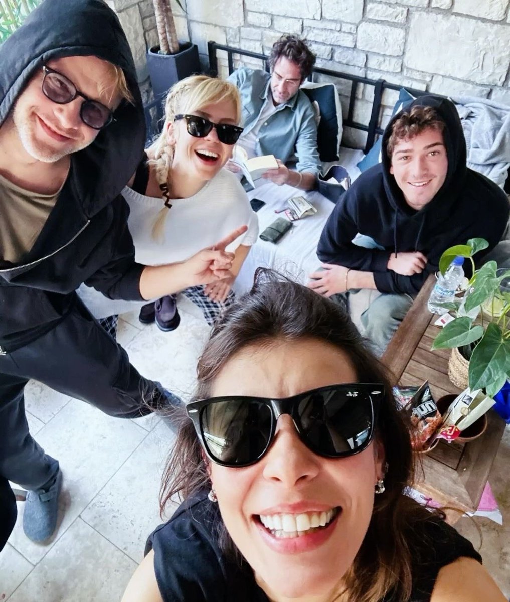 sudchavo's tweet photo. Dip not; o sette bir tek Ceren yok Kaan o buluşmaya gidiyorsa bir tek Ceren için gitmiyor sevdiği diğer özlediği arkadaşları ekip çalışanları olduğu için gidiyor https://t.co/Vlc6aQob1f