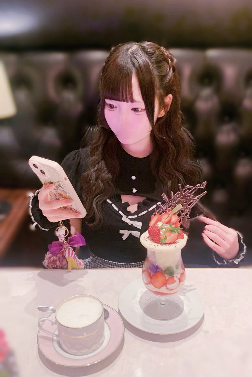 m7x_00's tweet photo. ツイステ展またやってくださいꌩ-ꌩ💧 https://t.co/RNiuCH6DhK