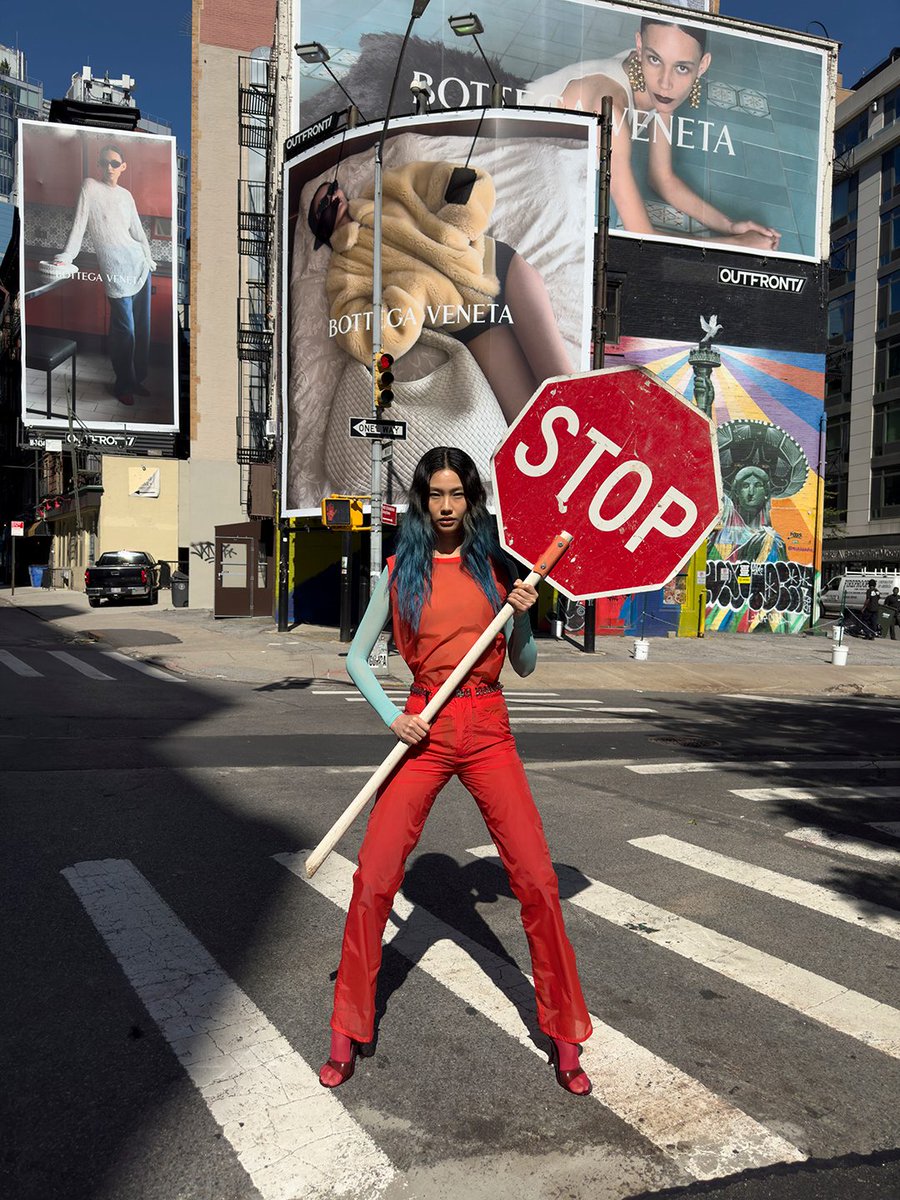 wmag tweet picture