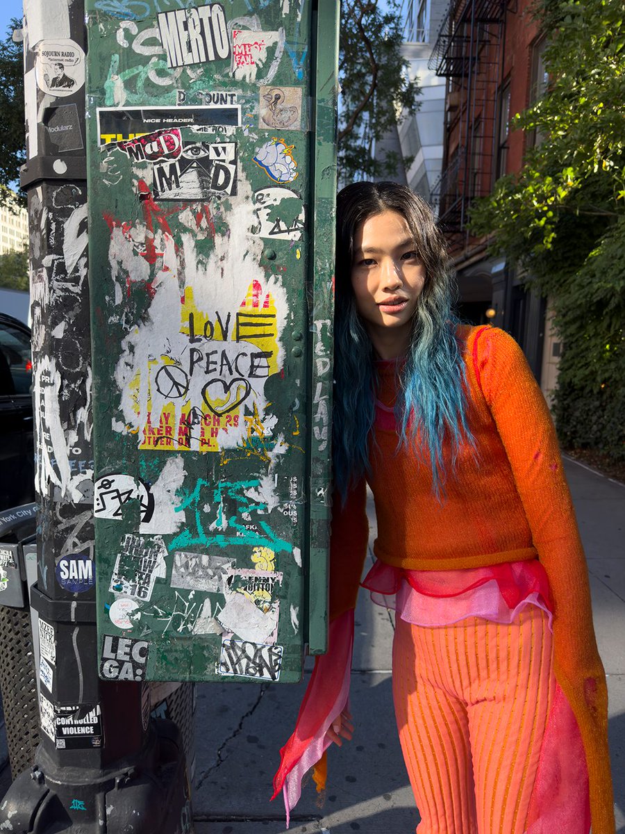 wmag tweet picture