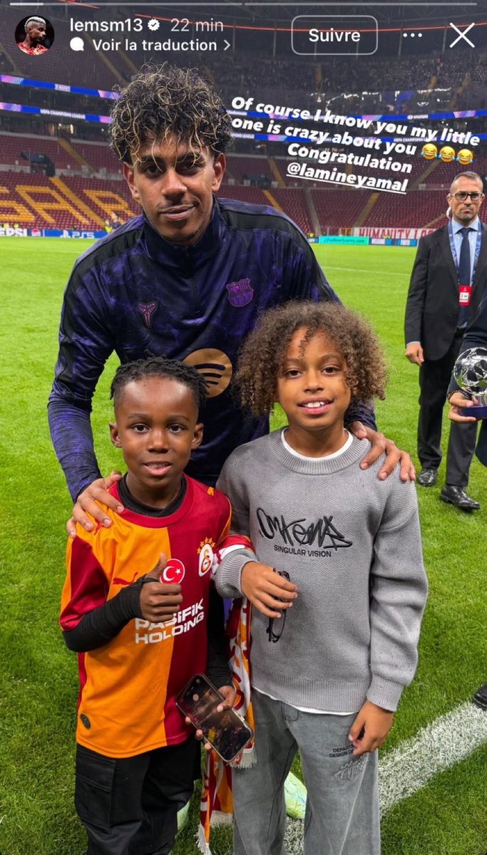 InsideFCB1899's tweet photo. 🚨🗣️ 𝗡𝗘𝗪: Mario Lemina responds to Lamine Yamal!

“OF COURSE I KNOW YOU! My little boy is CRAZY ABOUT YOU! 😂😂😂

Congratulations!” https://t.co/axJsXQDP18