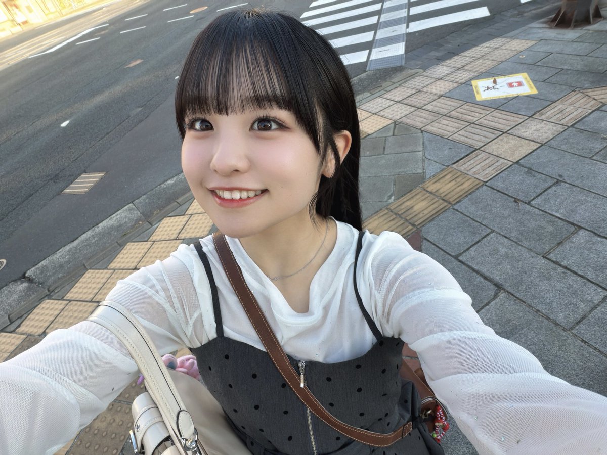 Ryuchan63's tweet photo. みんなカメラマン龍頭だよぉ！！ 
カメコさんどうですか、、、📸
龍が撮ったお花100点中なんですか🌼🤍https://t.co/LeWu2XLvqO https://t.co/6A22BMlzRv