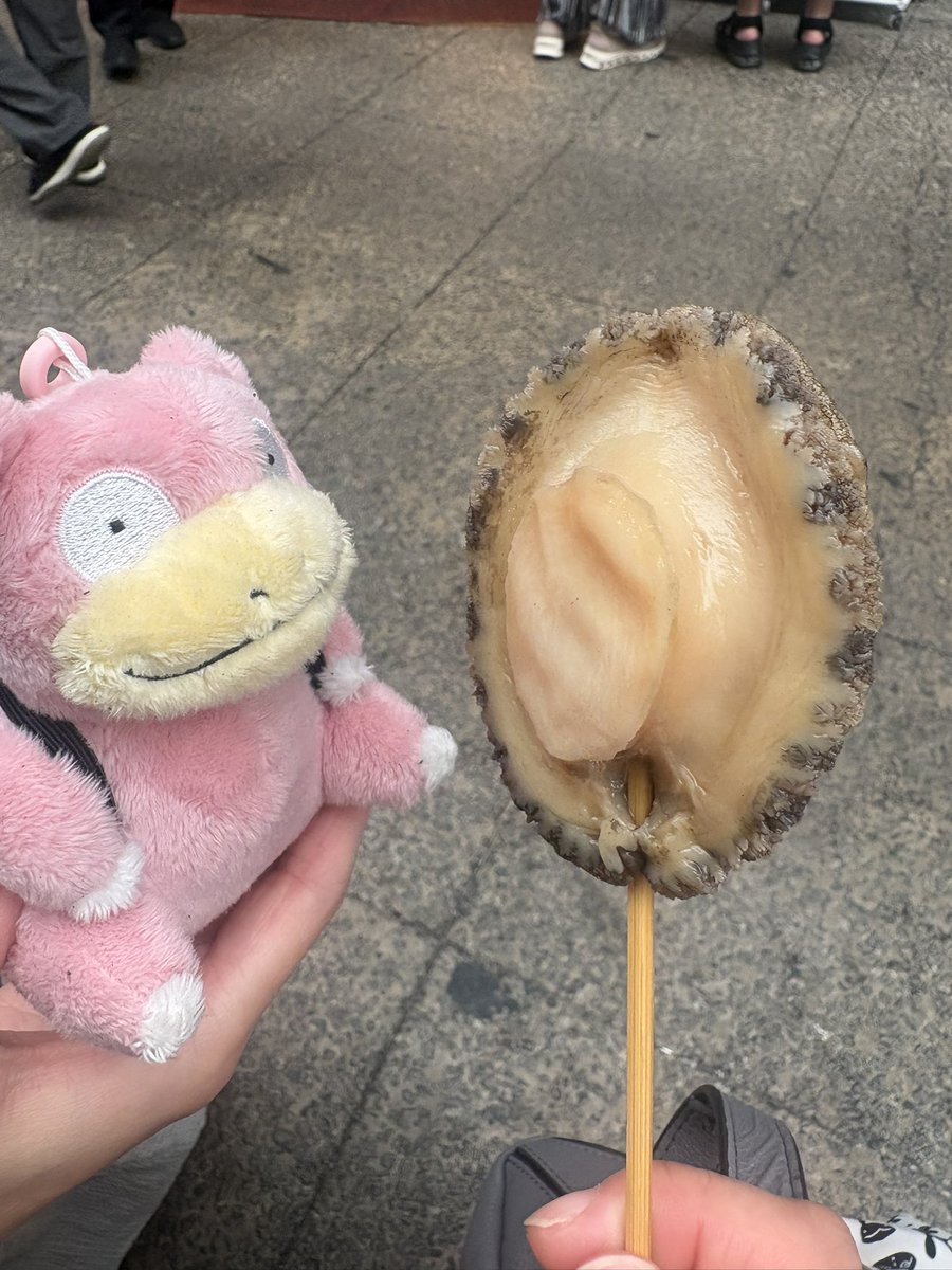 ahirulife's tweet photo. 食べ歩きやぁ〜ん https://t.co/2CaLztgSsS