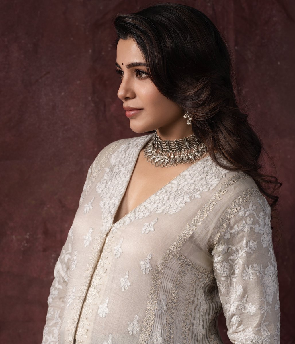 ThamizhPadam's tweet photo. Draped in delicate threads, awaiting for sweetest new chapter โจ๐ค
#SamanthaRuthPrabhu #MaternityGlow #MomToBe #GraceInGlow #MotherhoodJourney #Thamizhpadam #WhackedOutMedia @Samanthaprabhu2 https://t.co/d7PyWc6KWY