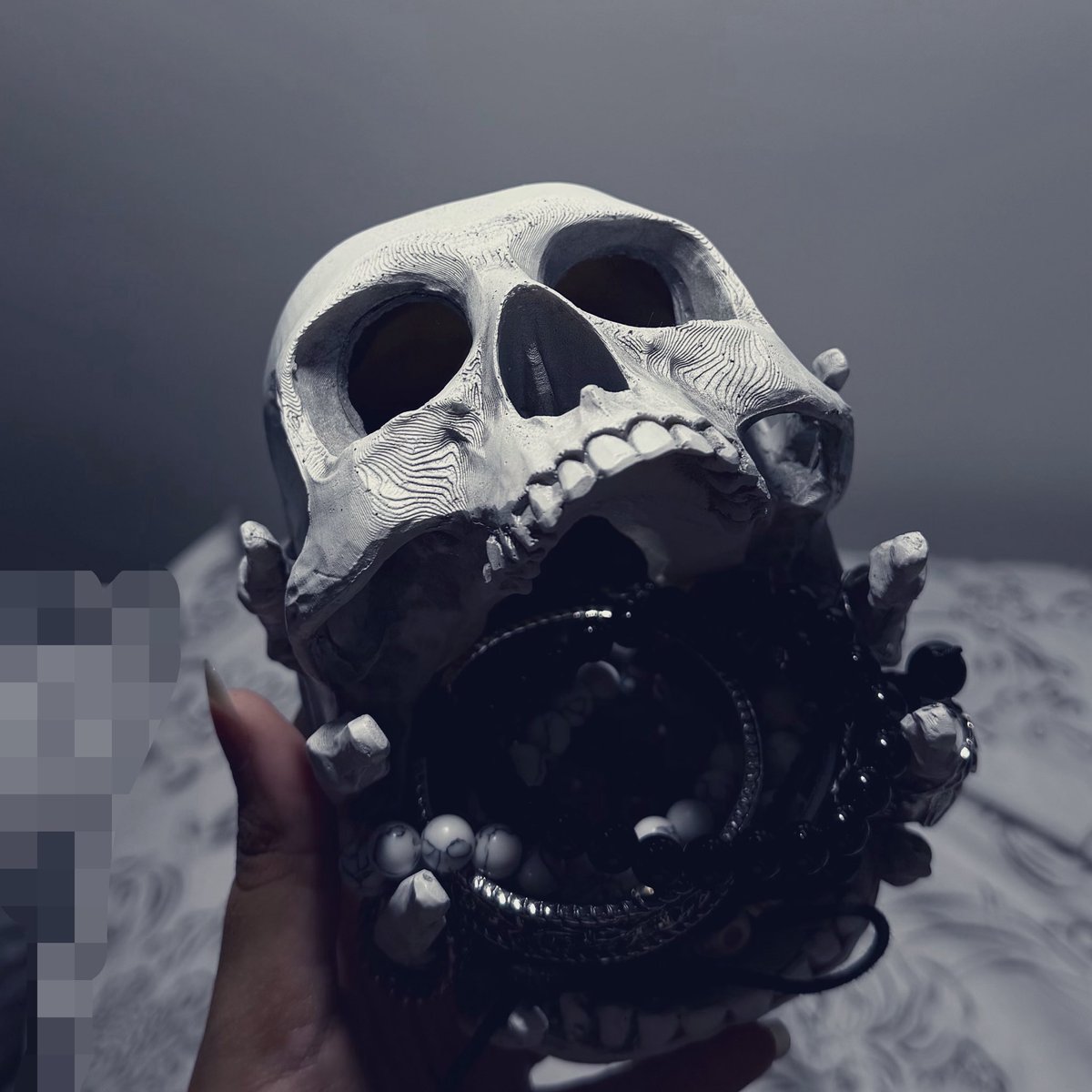 ruavean's tweet photo. My latest acquisition 🖤 https://t.co/ZZF2AkfGkJ