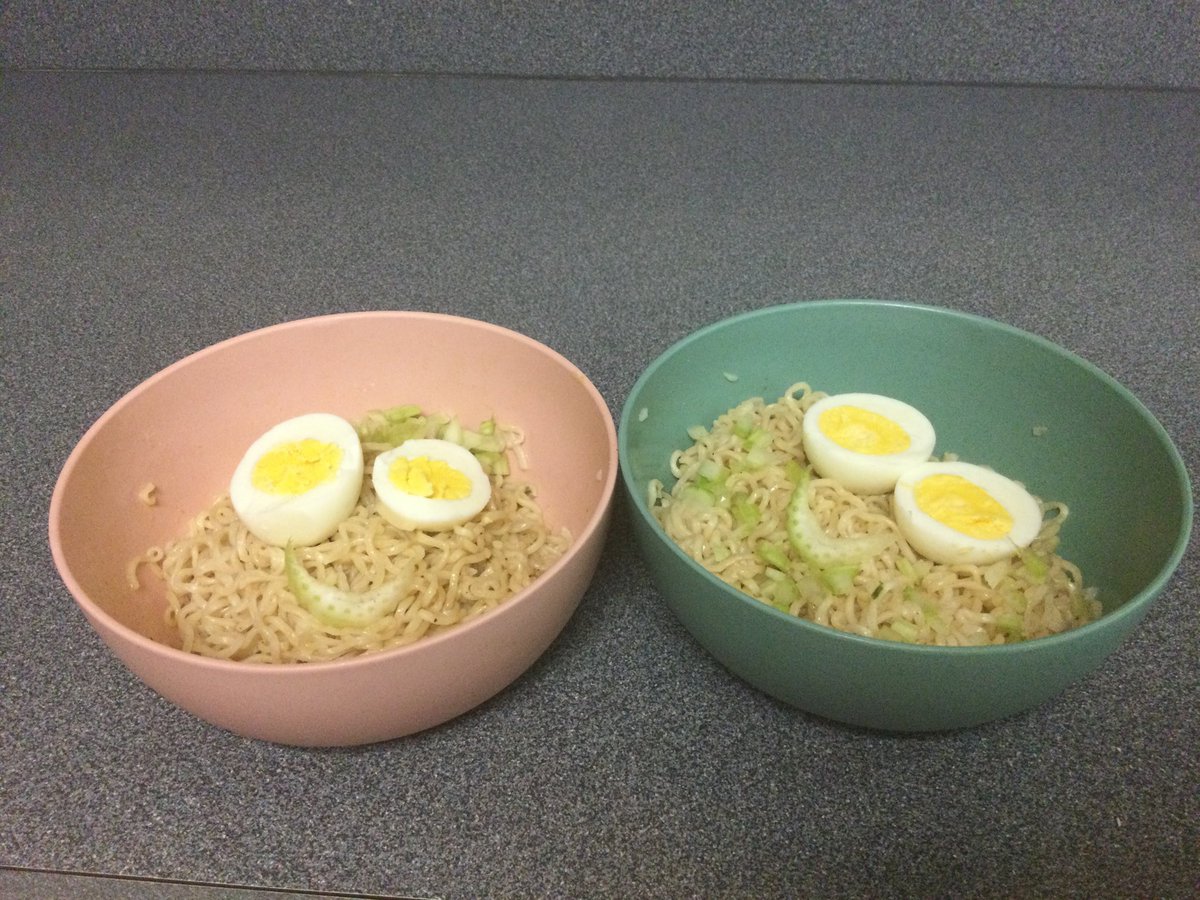 Notyourw3apon's tweet photo. Made lunch for me and @jnfvzzjon :3 https://t.co/9dq6Q0xO6O