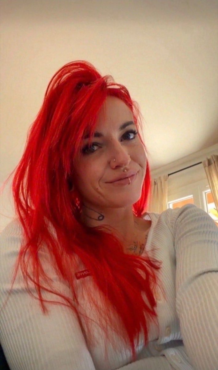 Grd_adele_'s tweet photo. 30 yo and still single.. 😕

I'll Probably be ignored, but Hi 💔 https://t.co/MGX3ZTKgGn