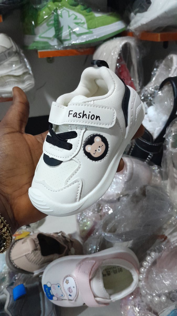 ann_d_beloved's tweet photo. @09068982600

#RehobothFootwear #BlessingLittleFeet #Onitsha #09068982600 https://t.co/ImhiD4wuf8