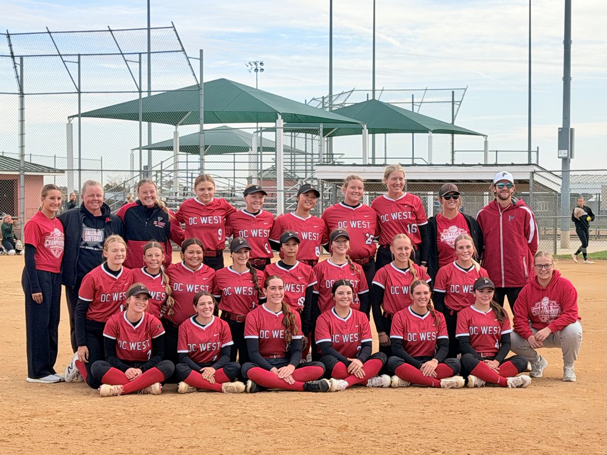 DCWestFalcons's tweet photo. 🥎 @ Hastings - Smith Field 

Class C State Tournament 

After 1 inning

🔵⚪️⚫️ #4 Hastings St. Cecilia 0
🔴⚪️⚫️ #5 DC West 0

#dcwestpride #FalconsTakeFlight #ncconf 

@dcwestsoftball @DCPGSports @THEnebpreps @NEPrepZone https://t.co/FreGImWAFR