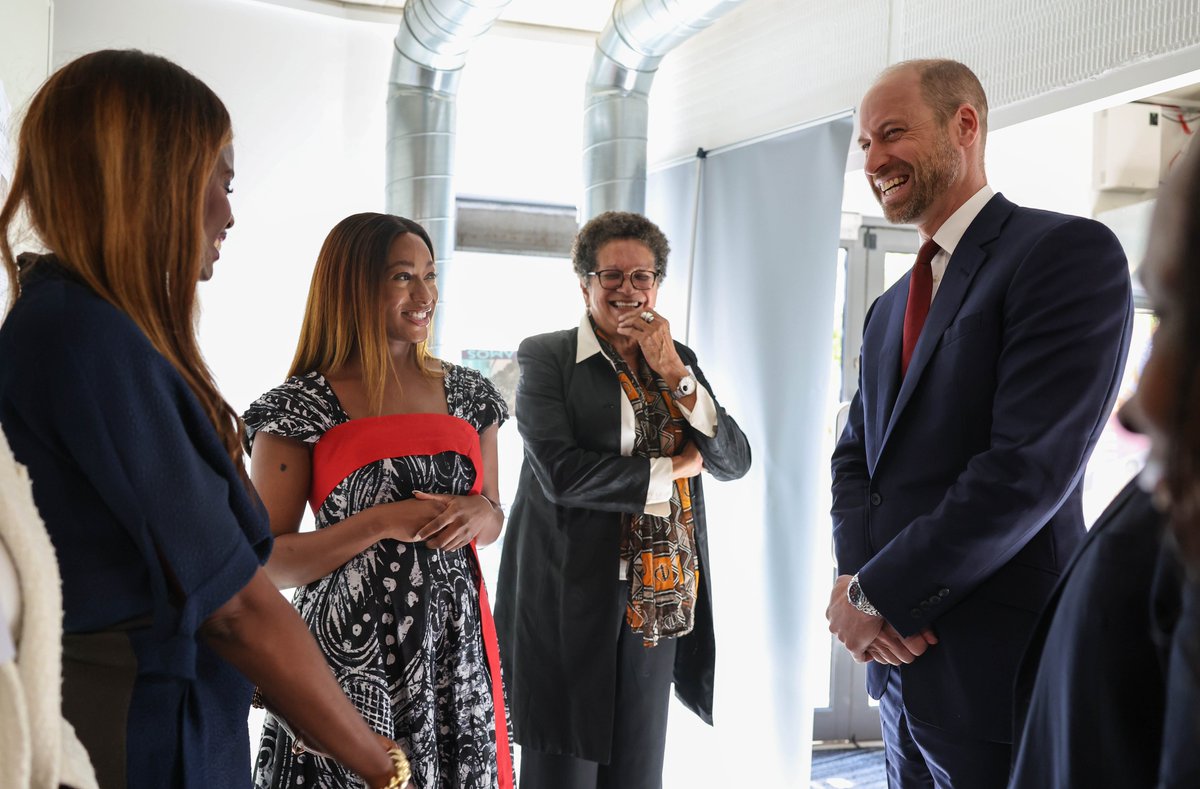 KensingtonRoyal's tweet photo. Recognising the work of The Amos Bursary during Black History Month.

Meeting scholars and alumni of the programme, which helps talented young people in the black community develop the skills, confidence and connections to fulfil their potential.

Inspiring to hear about their ambitions and the impact that opportunity, support and strong networks can have in helping young people thrive.