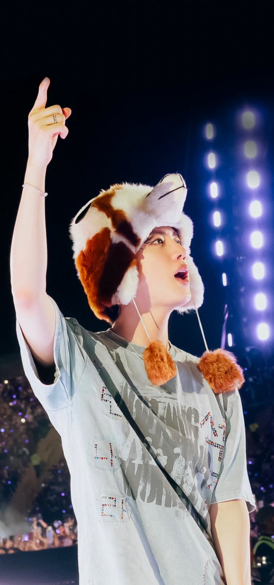 btslockscreenzs's tweet photo. BTS WORLD TOUR 'ARIRANG' IN LIMA | BTS HD/4k wallpaper📱

~~A THREAD~~
- Repost with credits
#btswallpaper #rm #jhope #jin #yoongi #suga #hobi #jimin #jungkook #btsv #taehyung #방탄소년단 #BTS #BTS_WORLDTOUR_ARIRANG
#BTS_WORLDTOUR_ARIRANG_LATAM
#BTS_WORLDTOUR_ARIRANG_LIMA https://t.co/4DzVK5i8uP