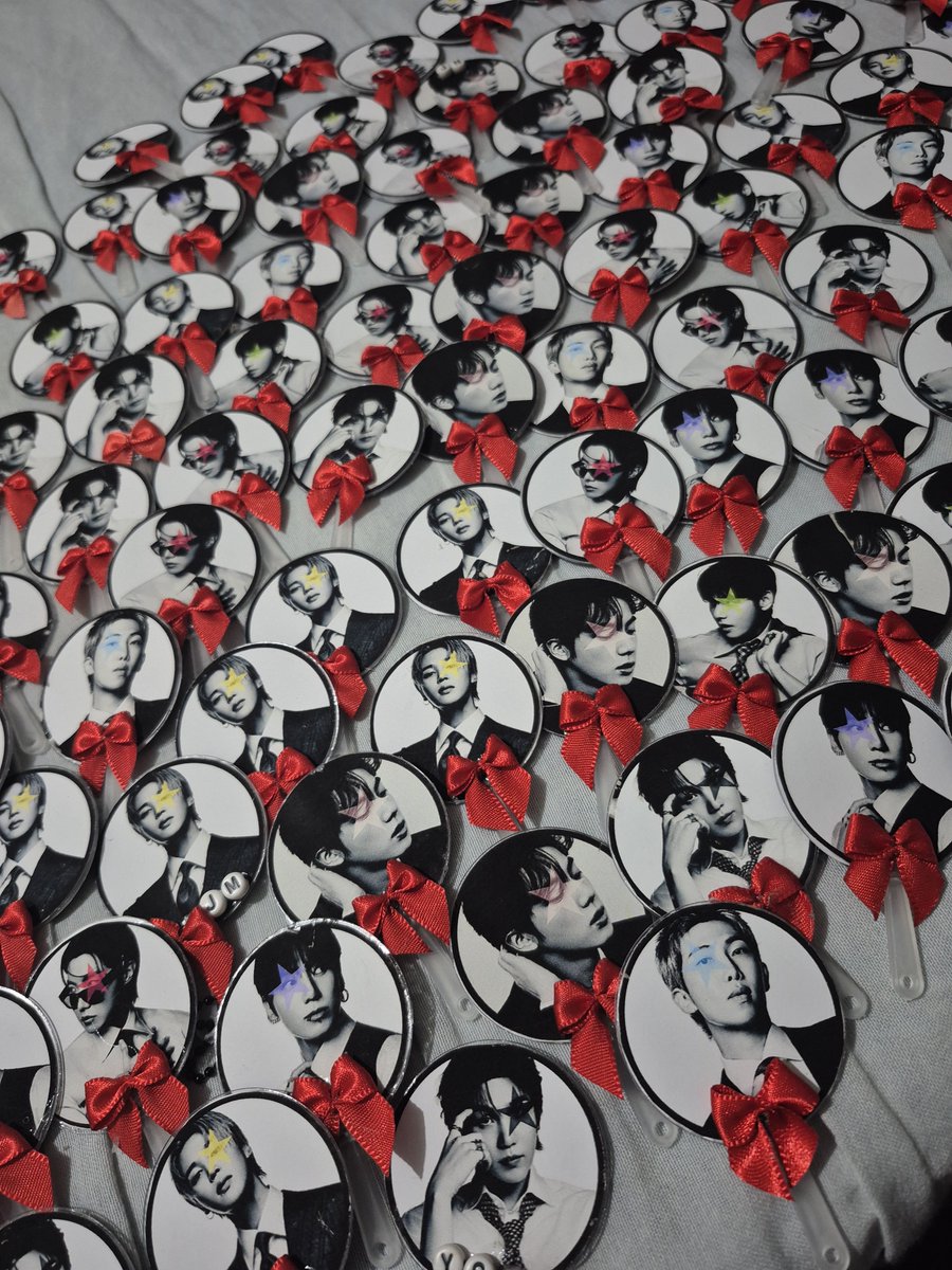 starstogyu's tweet photo. mais brindes! https://t.co/CfqN7zqqav