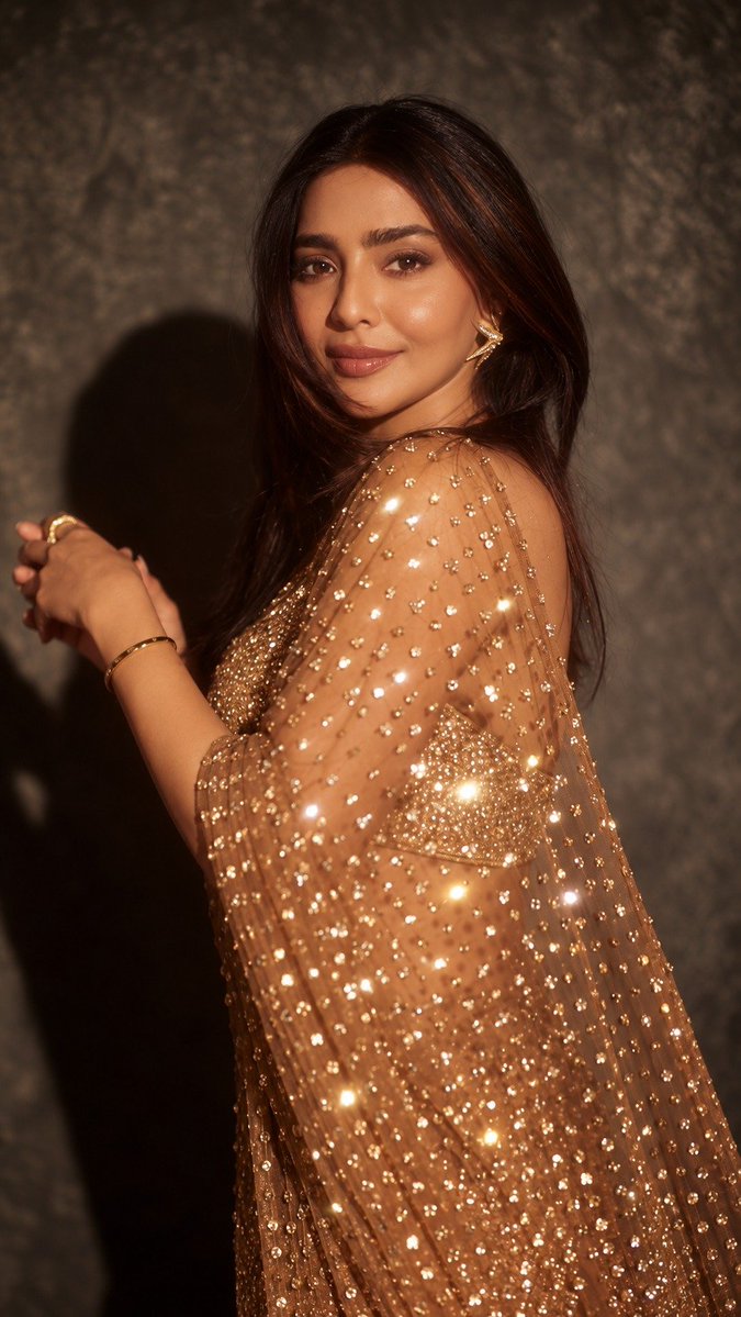 AmalaVibes's tweet photo. Aishwarya Lekshmi 🔥 https://t.co/lWZTurjivf