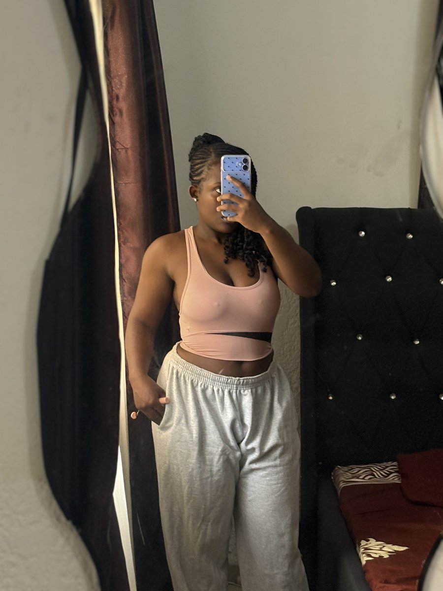 MeritPrecious1's tweet photo. Gym fit snap day 116

Happy and cute ☺️💕 https://t.co/b1beIrGc9v