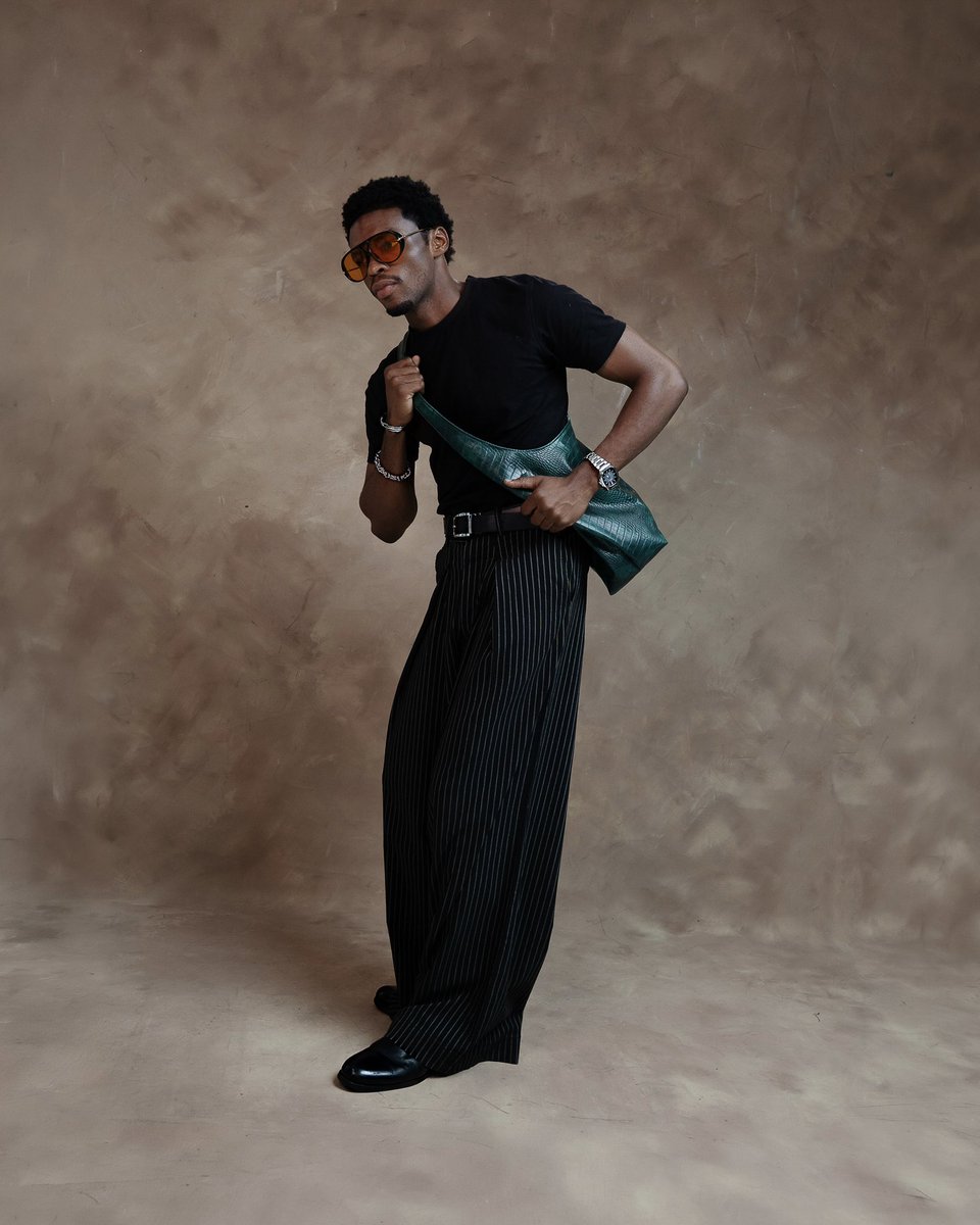 abdulbasitaka's tweet photo. POV: I model for your brand. pt 4 https://t.co/57cPnC32M5