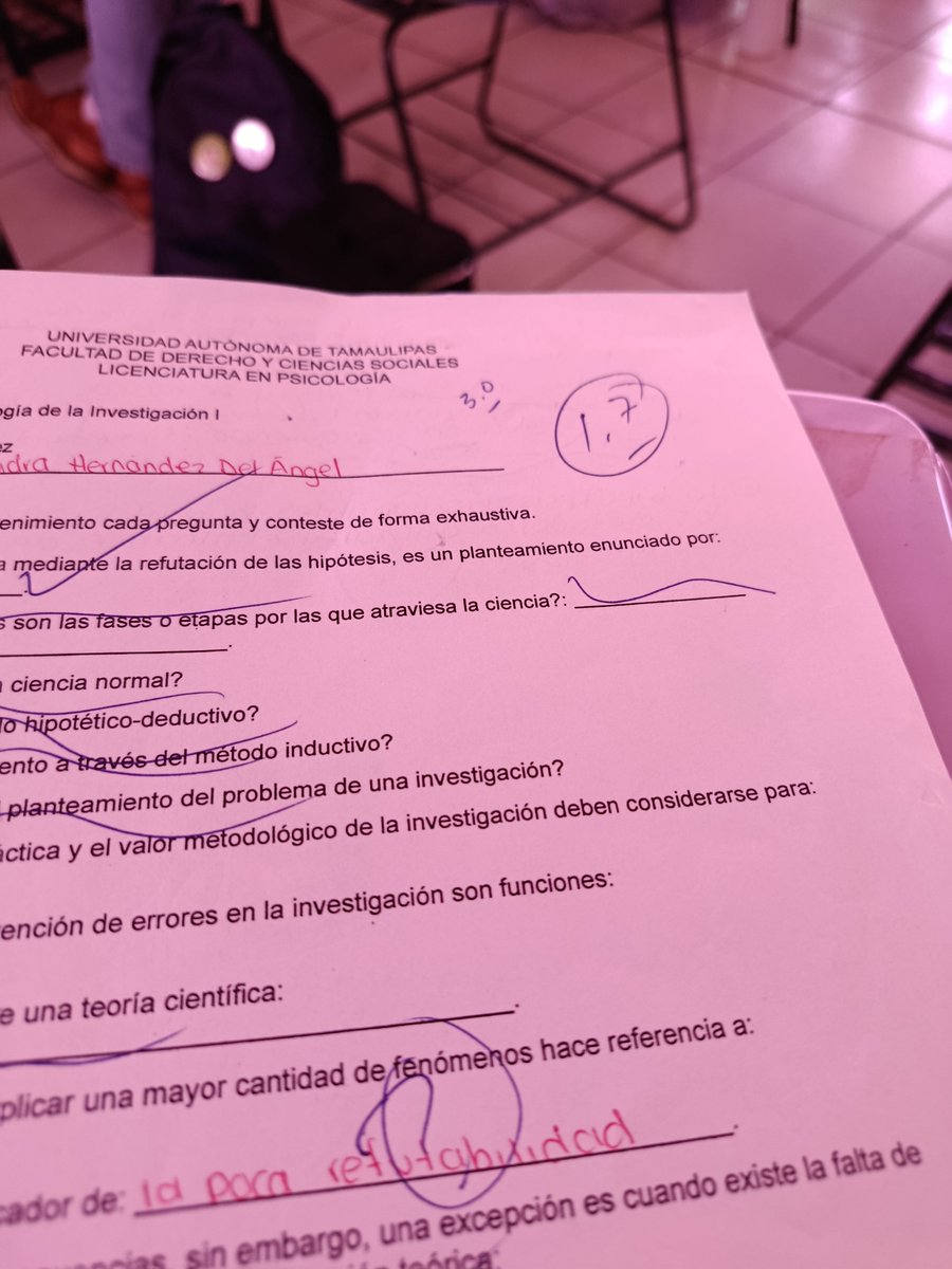 alexiunu's tweet photo. valiendo verga 💔💔💔 https://t.co/EAs3lyDjFH