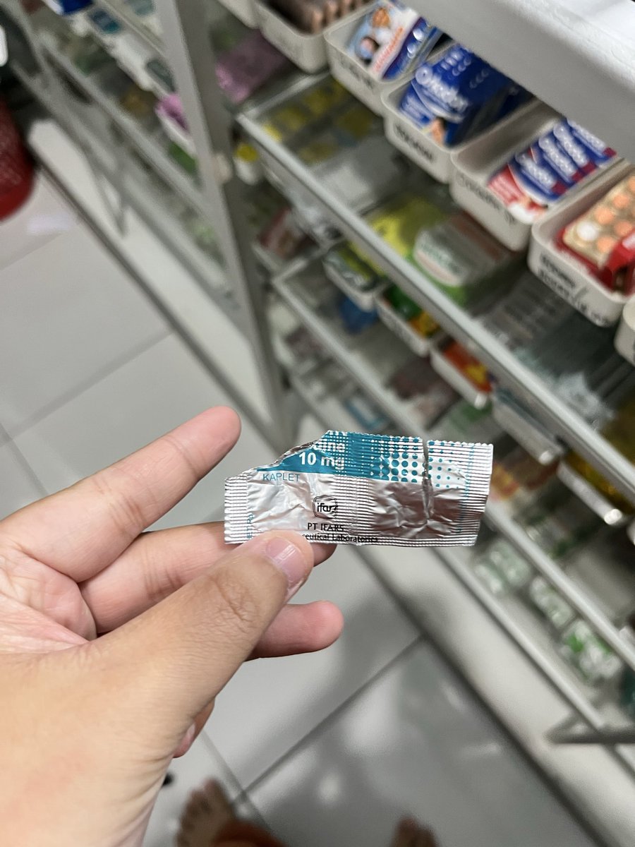 azitromichinn's tweet photo. Bayangin sesabar apa gue tiap hari https://t.co/fR4FySTfw0