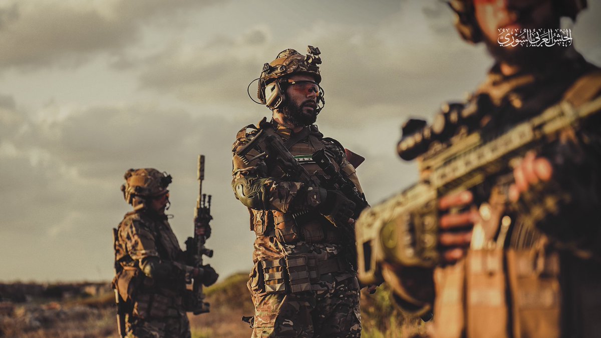 SyrArArmy's tweet photo. قناصو دعم المشاة.. سرعة في الانتشار، ودقة في التعامل مع الأهداف البعيدة، وقدرة على التخفي والاندماج مع البيئة المحيطة.

#الجيش_العربي_السوري https://t.co/NhSda8z2pk