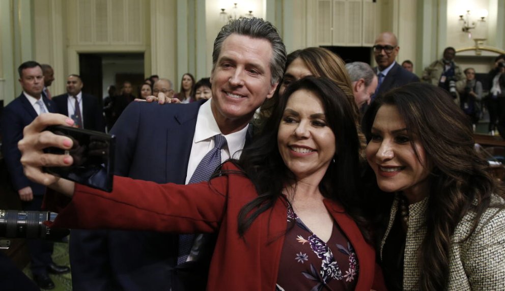 susancrabtree's tweet photo. 🚨 SCOOP- RealClearPolitics Investigates: Questions Surround California State Senator's Legal Defense Fund.

-State Sen. Susan Rubio quietly opened a legal defense amid her ex-husband's defamation lawsuit against her and a sprawling federal marijuana bribery probe in which she was questioned and one that has already ensnared a half dozen local officials. 

-The L.A. Times said Rubio is the only public official who fits a description of "Person 20" in a plea deal —  someone accused of taking $30,000 in illegal contributions and soliciting a $240,000 bribe from a pot company. 

She denies any wrongdoing but doesn't deny that she is person 20. 

READ THE FULL @RCPolitics story below: