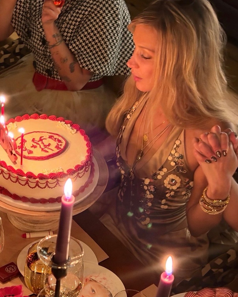 saintdemie's tweet photo. bella hadid celebrated her birthday in vintage roberto cavalli and shu shu tong fw26 💝 https://t.co/80zPE8NcFe