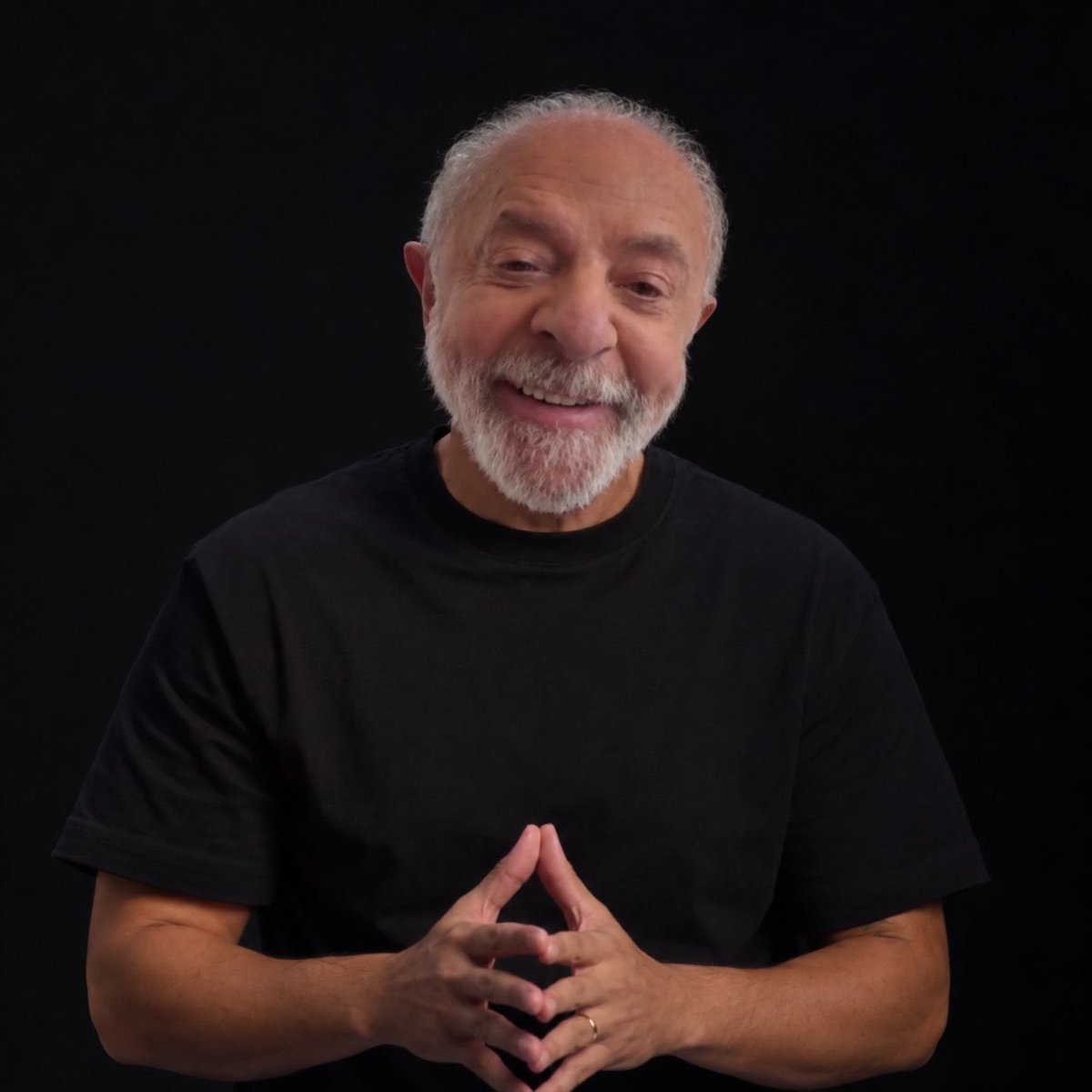 Haaaysb's tweet photo. FOGE NÃO LULA https://t.co/kOtFk1dcvX