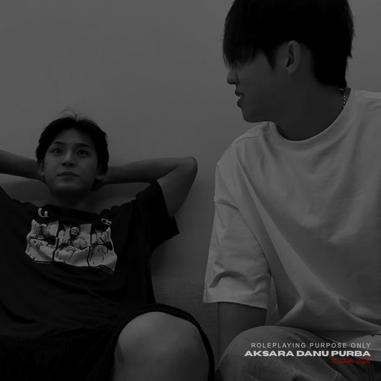drouzse's tweet photo. ▏𝗢𝗸𝗮𝗻'𝘀 𝗛𝗼𝗺𝗲, 𝗕𝗮𝘀𝘄𝗮𝗿𝗮 𝗦𝘂𝗶𝘁𝗲𝘀.
▏11:45 WIB

    Parau dikit gak masalah. Yang penting
    nyanyinya segenap paru-paru dan hati. https://t.co/MAFCQft6Yn