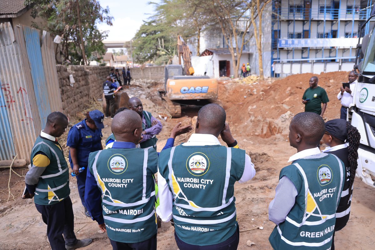 SakajaJohnson's tweet photo. From receiving the @EngishPL Cup at City Hall to inspecting some of our ongoing drainage amd flood mitigation works across the City among other duties, its been a good day. https://t.co/eV53q7G8Ve