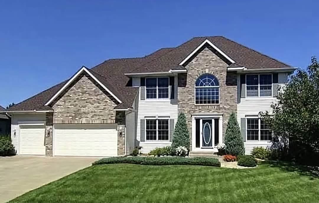 GOP_is_Gutless's tweet photo. 🚨 Fast Fact: Ilhan Omar’s sister incorporated her $20M USAID-funded company at the same Lakeville home used by multiple people convicted in Minnesota’s $250M Feeding Our Future fraud.

Public records show Sahra Noor’s firm, Grit Partners, was registered at the Hyacinth Avenue address tied to Ister Ahmed Afraa — who repeatedly appears in the Feeding Our Future paper trail alongside Aimee Bock (41+ years in prison) and other convicted fraudsters.

Same address. Same network. Same refusal to answer questions.

House Republicans have asked Omar’s office for records on communications with the convicted players. 

Democrats blocked the subpoena. Omar has not cooperated.

The pattern is the story.
#IlhanOmar #FeedingOurFuture #MinnesotaFraud