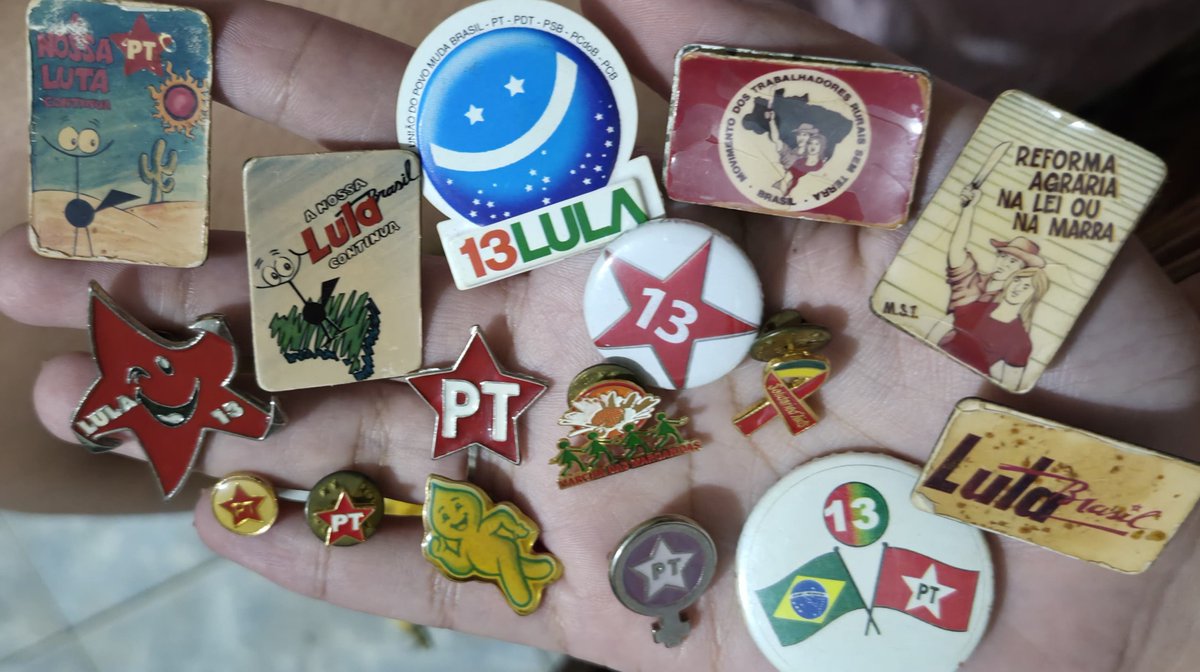therevsyns's tweet photo. quando seus pais participam da luta política do seu país desde sempre https://t.co/QMWYcqX7MT