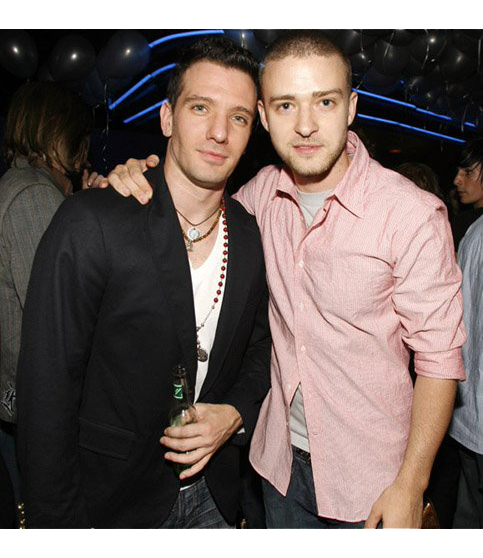 jtrocks_'s tweet photo. Justin Timberlake e JC Chasez (2007) | https://t.co/tcZXLKLuSx https://t.co/OGXH4XZjme