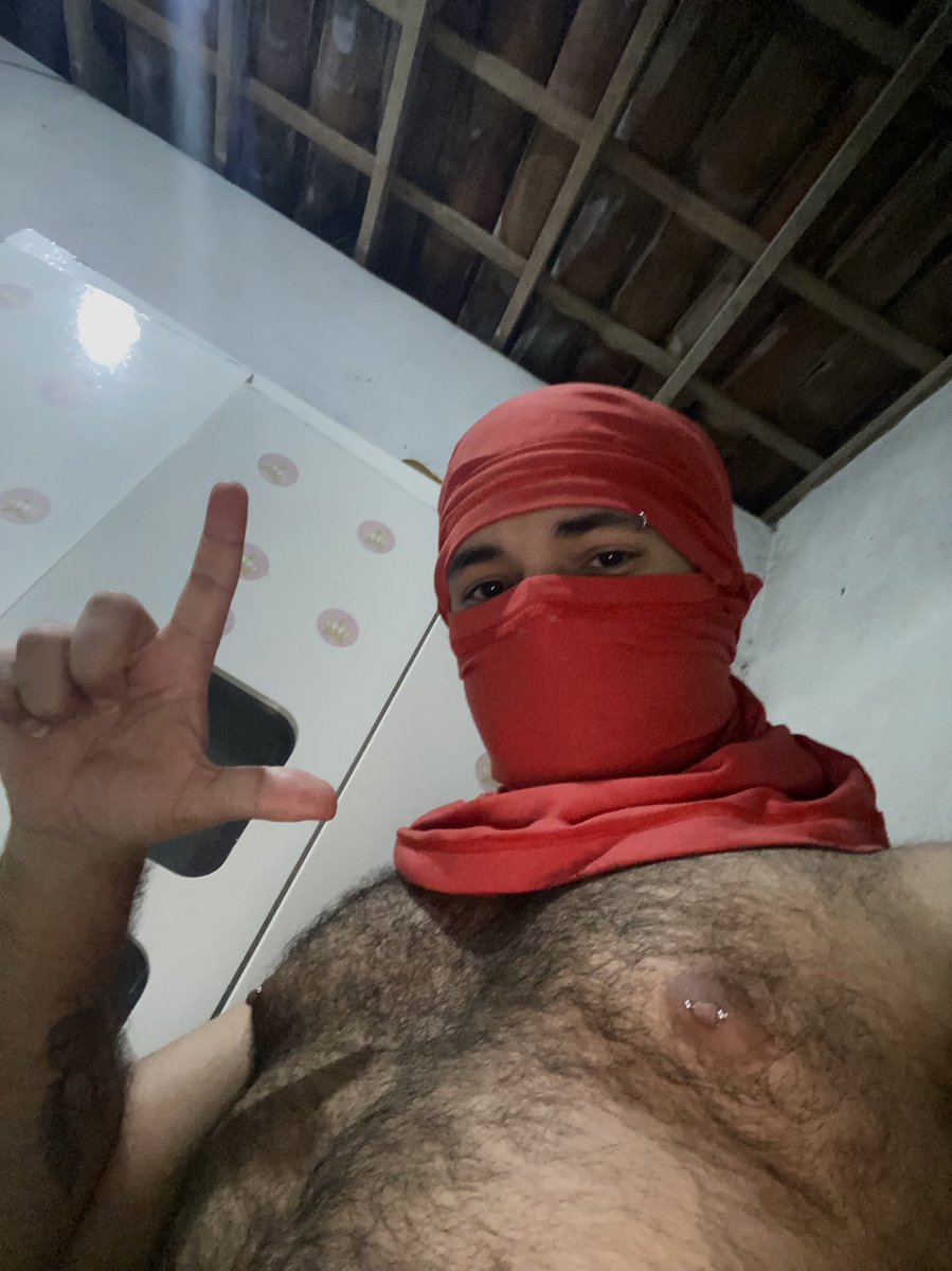 VitorFindomOF's tweet photo. comunista safado e pentelhudo pra você cair de boca💪🏾🥴1️⃣3️⃣ https://t.co/sq1LmYrPbH