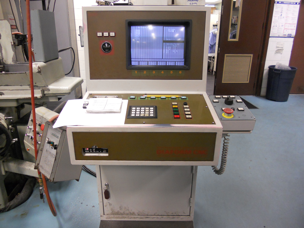 EmbeddedSwNet's tweet photo. Grinding #Diaform CNC #Emulator
* https://t.co/bOAz26I2Lt
Advanced &amp; reliable #HardDisk #FloppyDisk emulators
* https://t.co/gdut4vNVpp
OEM #Mitsubishi Software+Emulator
* https://t.co/dPkEEBJ3Wx
OEM #Mazak Software+Emulator 
* https://t.co/lmEBH5E5lP https://t.co/d5zuxqoT2z