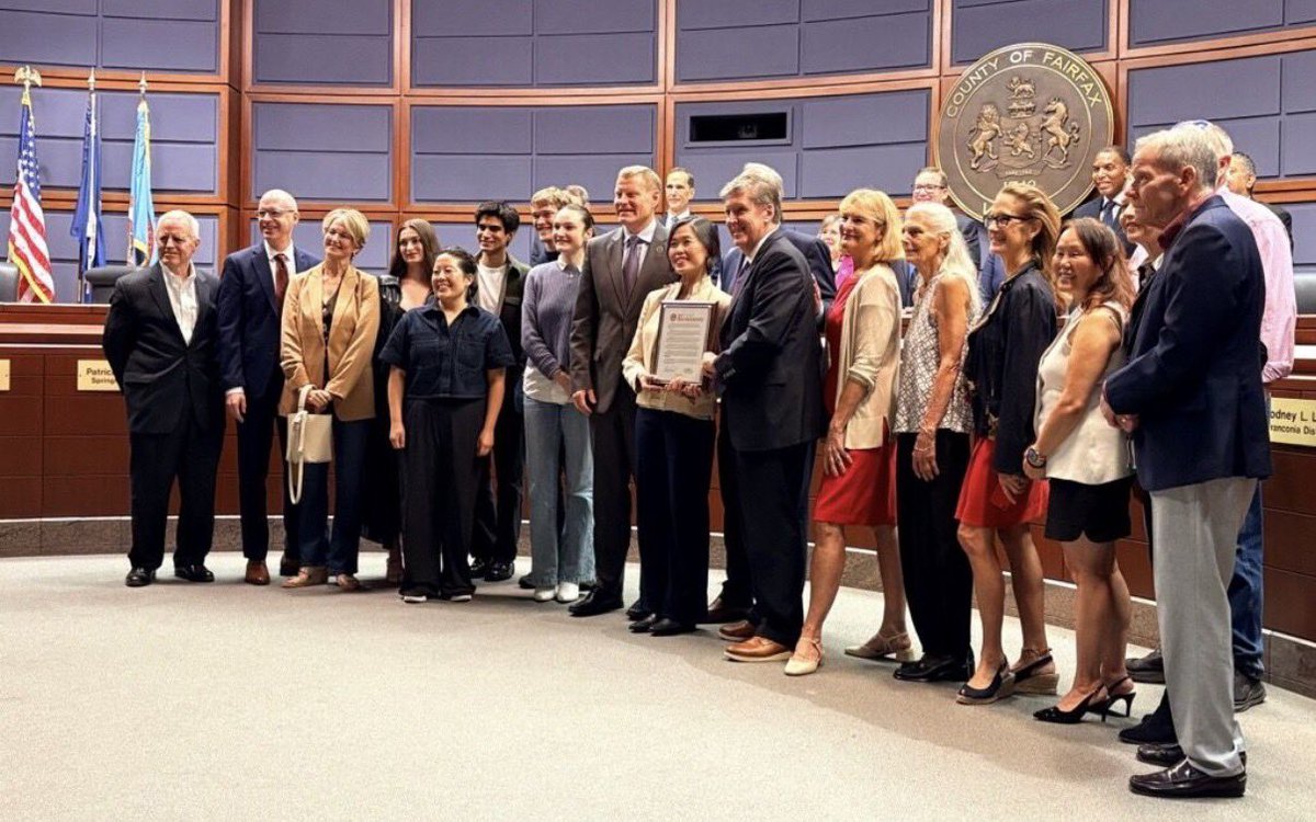 GinDanceCo's tweet photo. Weβre deeply honored that the @fairfaxcounty #BoardofSupervisors presented a resolution recognizing #GinDance Company for our artistic & cultural contributions to Fairfax County at the #FairfaxCountyGovernment Center on Oct. 13
#grateful #dance #dancers #fullheart #honor #art https://t.co/4HOAsnjETC