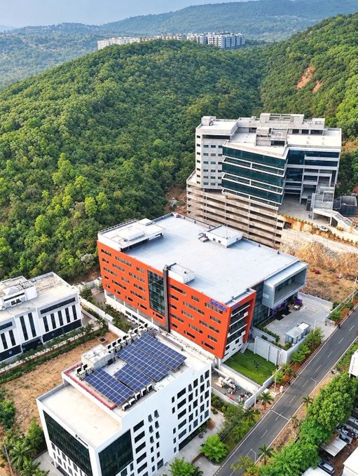 nritdpnj's tweet photo. The Infosys Development Centre at Rushikonda IT Special Economic Zone (IT SEZ), Visakhapatnam, reflects the immense potential of Andhra Pradesh in IT investments, creating employment and opportunities for Andhra Pradesh Youth..  

#CBN #Modi 
#Lokesh #PawanKalyan 
#Kutami https://t.co/1qO73KyHIk