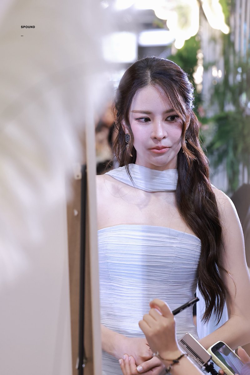 _sPoundK_'s tweet photo. สวยกะได้ เท่กะได้👍🏻

PUINOONBINT DESTINY MOMENT  
#destinyclinicxPuinoonBint
#Puinoonwrsr 
#ปุยนุ่นวรางค์ศิริ https://t.co/niqJ37NhQt