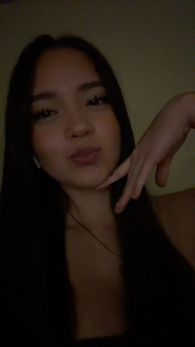 AmeliaHart223's tweet photo. rating every dick sent in my dms. (dms open) you dont even need to ask, just send the dick over!

#horny #dickpic #cum #cockrate #dickrate #penis #nudes #dick #cock #nsfw https://t.co/zEkQf63QcH