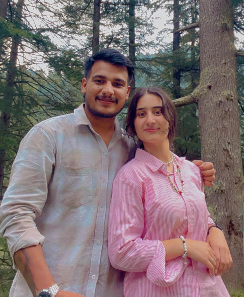 Worryna_'s tweet photo. More pictures from the eloping trip of kashmiri Hijabi muslim girl Ziya Shabnam and her Hindu boyfriend from Jammu Vishal Sharma. https://t.co/GZzzHeccFc