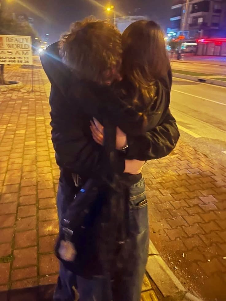 becbecbii's tweet photo. what if someone noticed i was getting overwhelmed &amp; just pulled me into a big cozy hug  (っ˶ ˘ ᵕ˘)ˆᵕ ˆ˶ς)

“ come here, my little one. i’ve got you, my little angel. mama/papa’s got you. ” https://t.co/3FTvNPpI7a