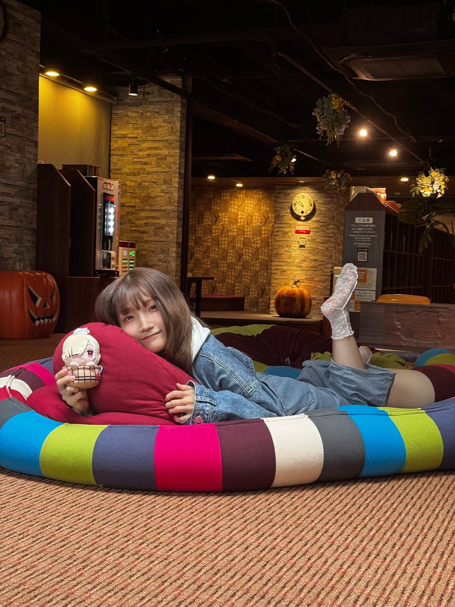 arale_yumemita's tweet photo. #ばばんばばんばんばんドリーム

ごろごろできる、しあわせ。 https://t.co/Ry49M88BLv